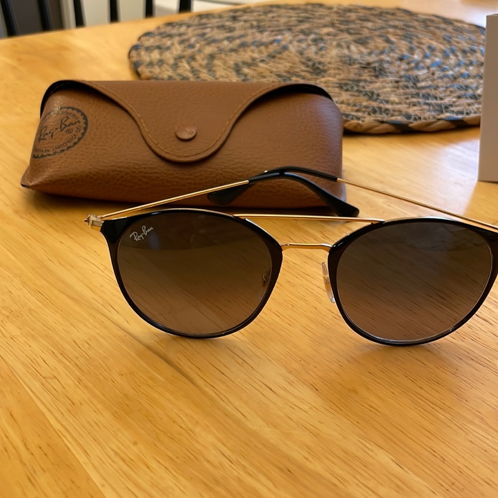 Ray ban sunglasses
